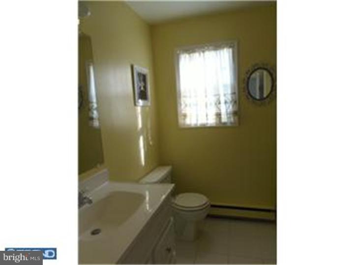 63 Old State Road Springfield, PA 19064 - Photo 17 of 24 Bathroom