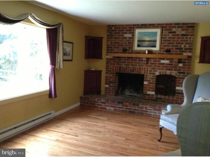 63 Old State Road Springfield, PA 19064 - Photo 8 of 24 Family Room