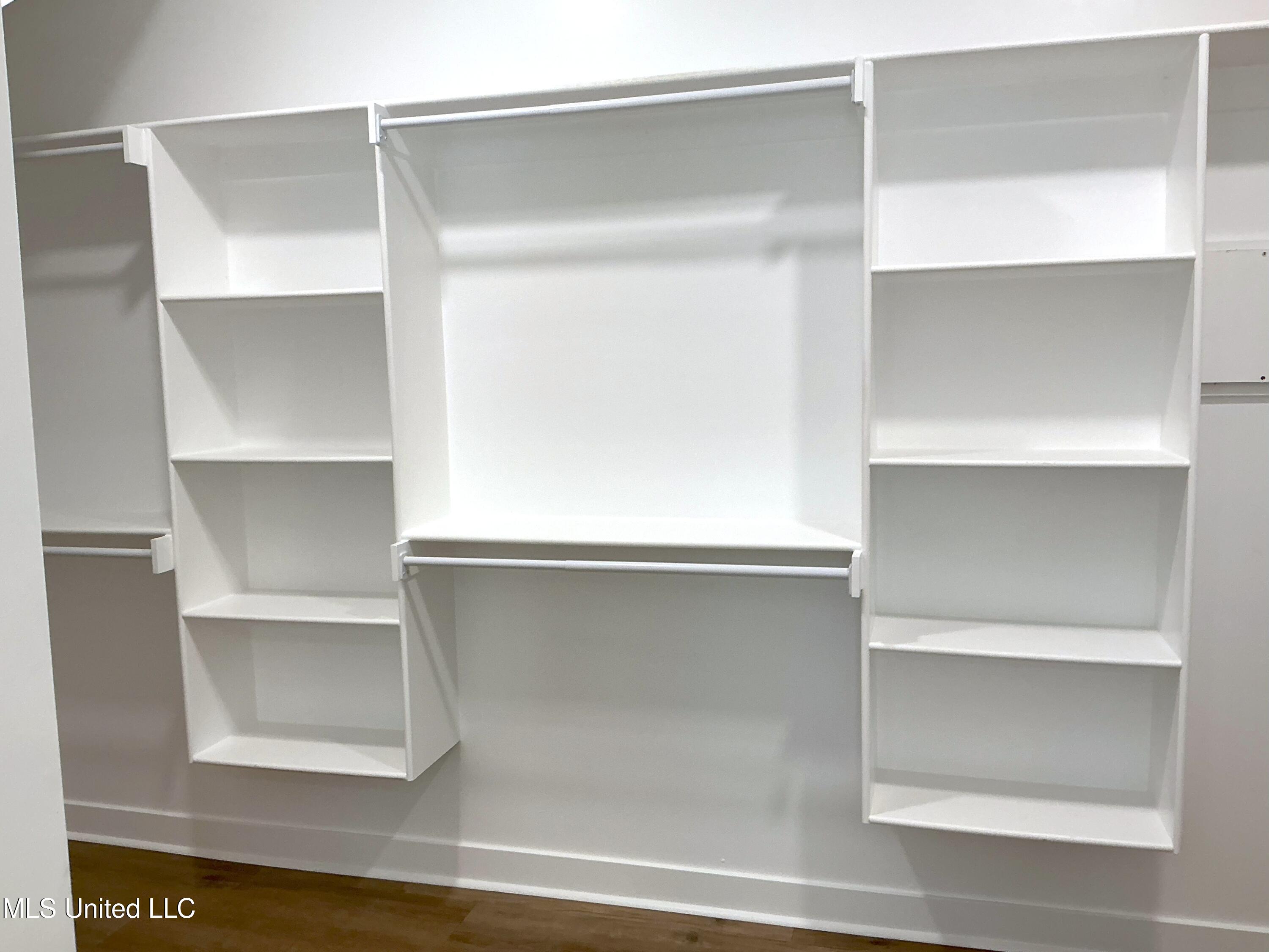 9069 Bennett Trail Hernando, MS 38632 - Photo 17 of 24 Primary Walk in Closet