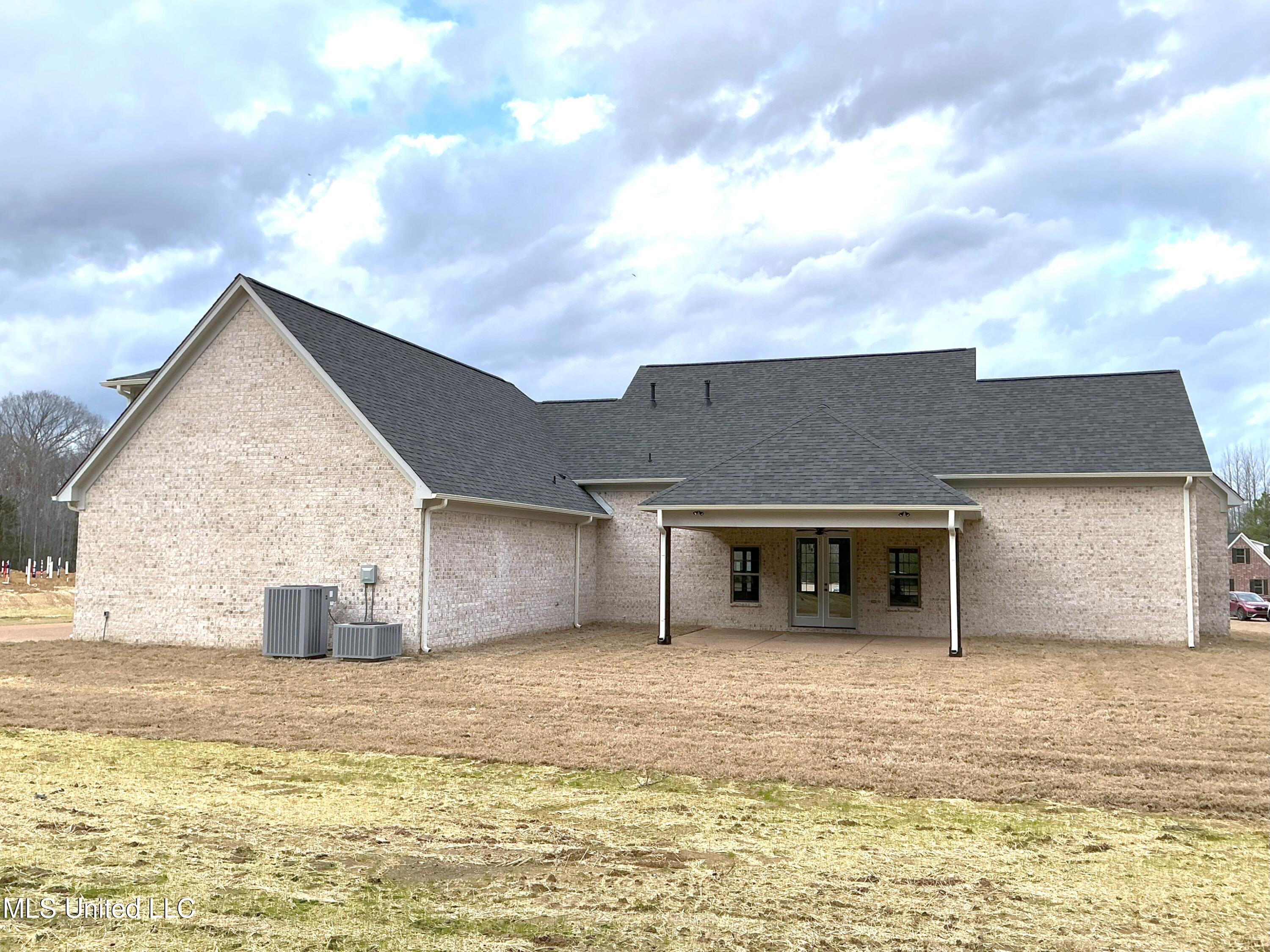 9069 Bennett Trail Hernando, MS 38632 - Photo 23 of 24 Rear