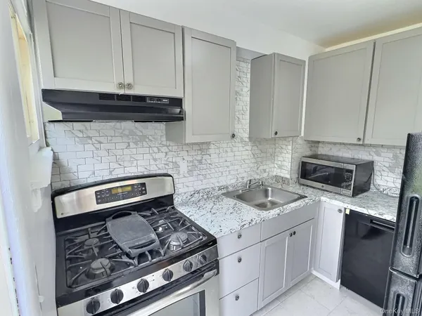 $2,800 | 46 North Gilmore Boulevard, Wappingers Falls, NY 12590
