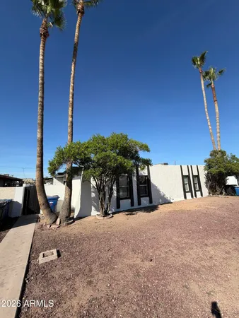 $725,000 | 72 West Southern Avenue, Mesa, AZ 85210