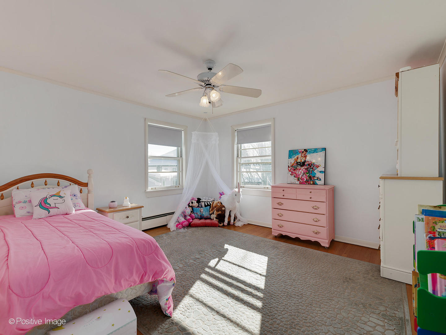 213 Woodside Road Riverside, IL 60546 - Photo 27 of 35 a bedroom with a bed and dresser