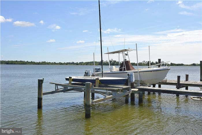 3109 Bennett Point Road Queenstown, MD 21658 - Photo 27 of 30 Boat Lift