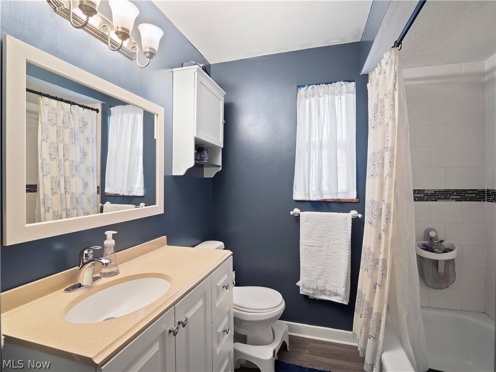 6473 Keltonshire Road Parma, OH 44129 - Photo 16 of 35
