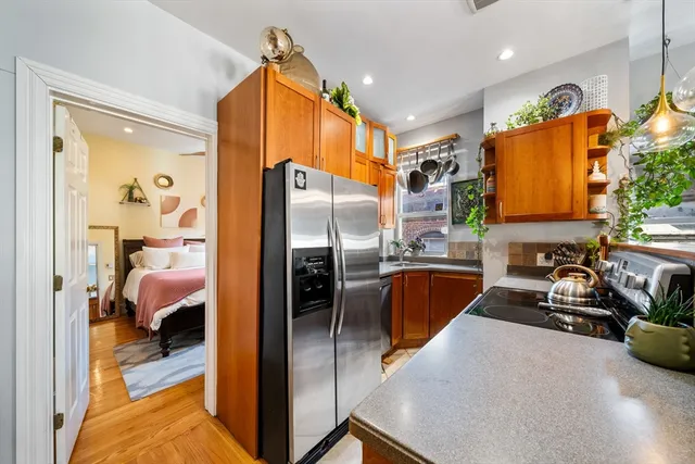 $3,400 | 84 Prince Street, Unit 5B, Boston, MA 02113