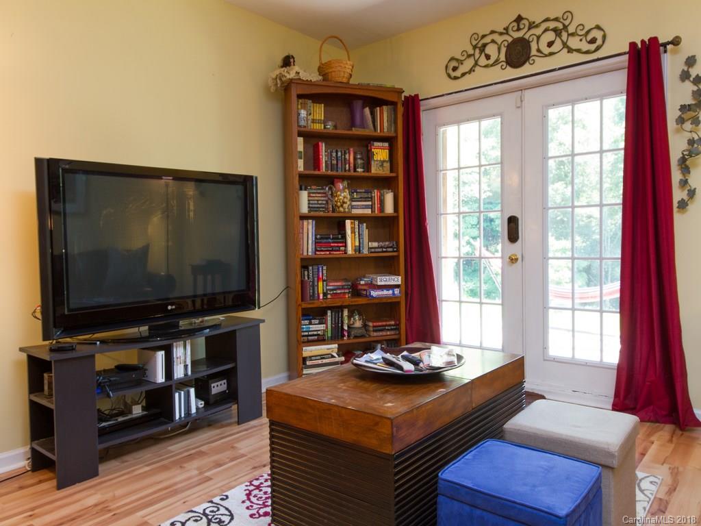 29 Flat Top Mountain Road Fairview, NC 28730 - Photo 19 of 28 Gallery Image 19