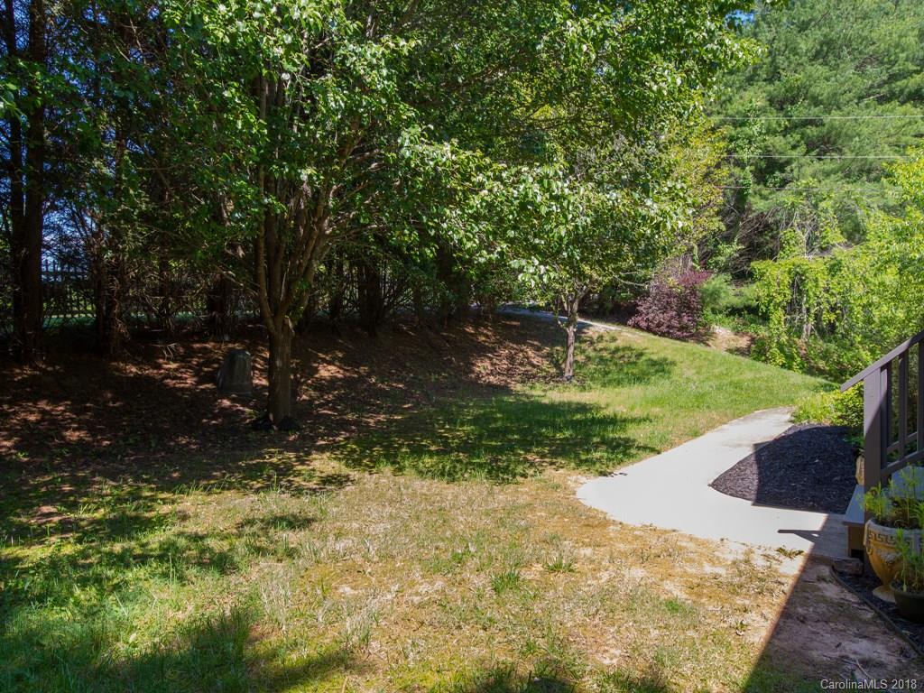 29 Flat Top Mountain Road Fairview, NC 28730 - Photo 4 of 28 Gallery Image 4
