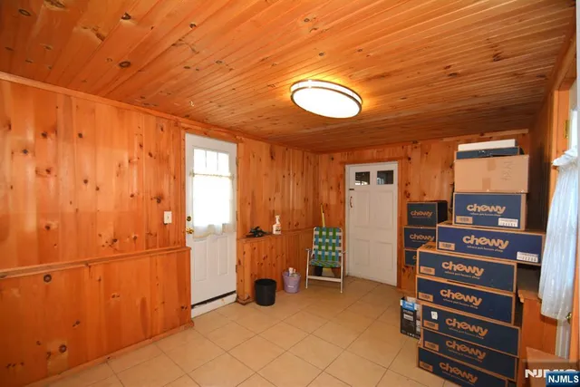 $449,000 | 25-10 Berdan Avenue, Fair Lawn, NJ 07410