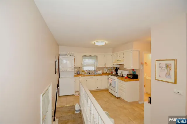 $449,000 | 25-10 Berdan Avenue, Fair Lawn, NJ 07410