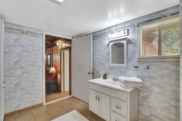 $234,999 | 1965 Dead End Lane, Ledbetter, TX 78946