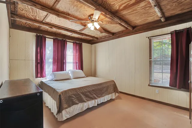 $234,999 | 1965 Dead End Lane, Ledbetter, TX 78946