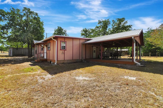 $234,999 | 1965 Dead End Lane, Ledbetter, TX 78946
