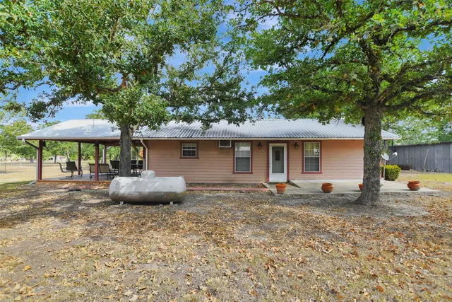 $234,999 | 1965 Dead End Lane, Ledbetter, TX 78946