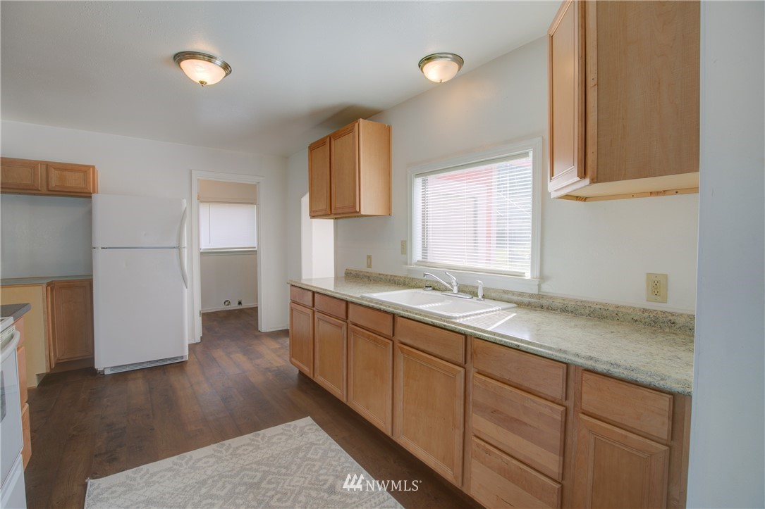 2014 Harding Road Aberdeen, WA 98520 - Photo 2 of 26 Gallery Image 2