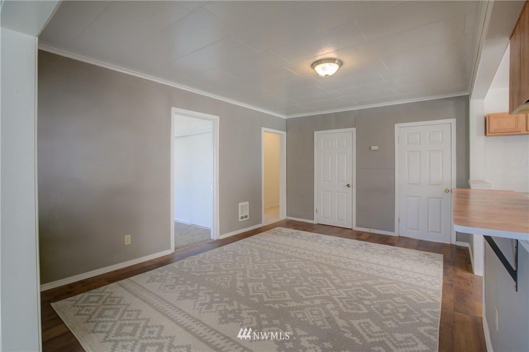 2014 Harding Road Aberdeen, WA 98520 - Photo 11 of 26 Gallery Image 11