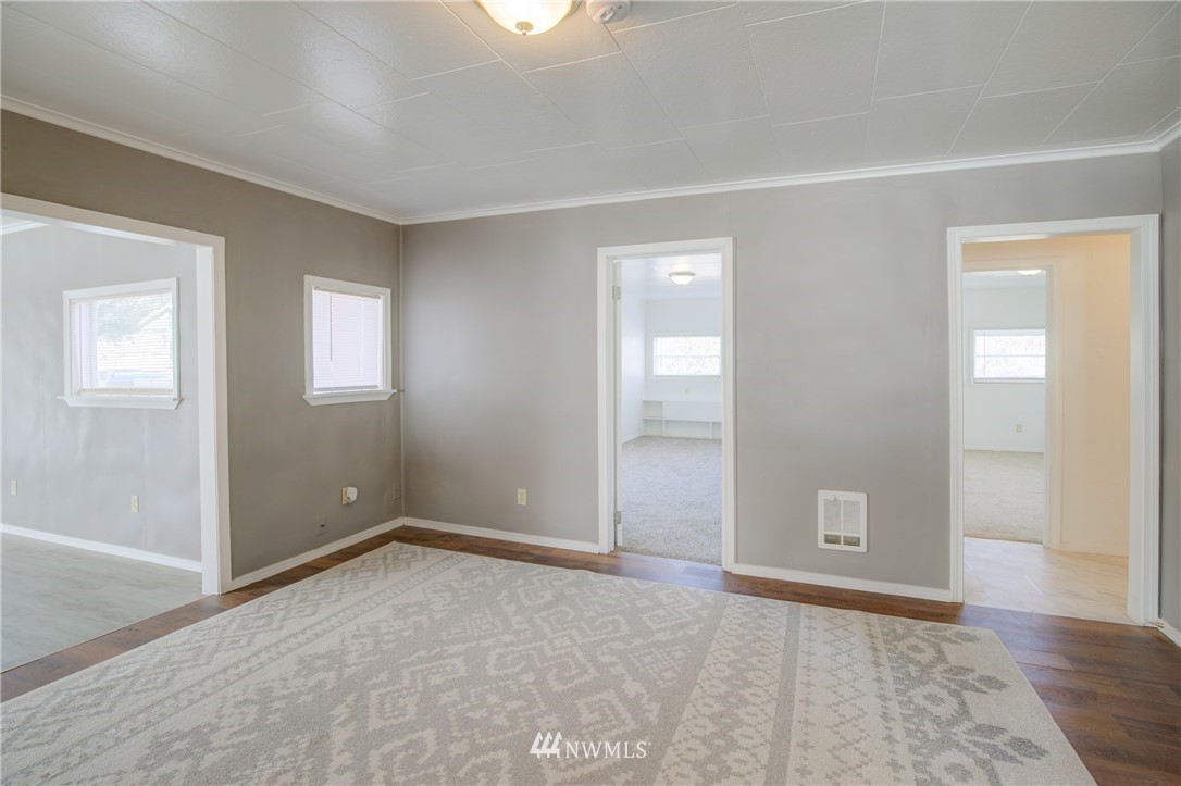 2014 Harding Road Aberdeen, WA 98520 - Photo 12 of 26 Gallery Image 12