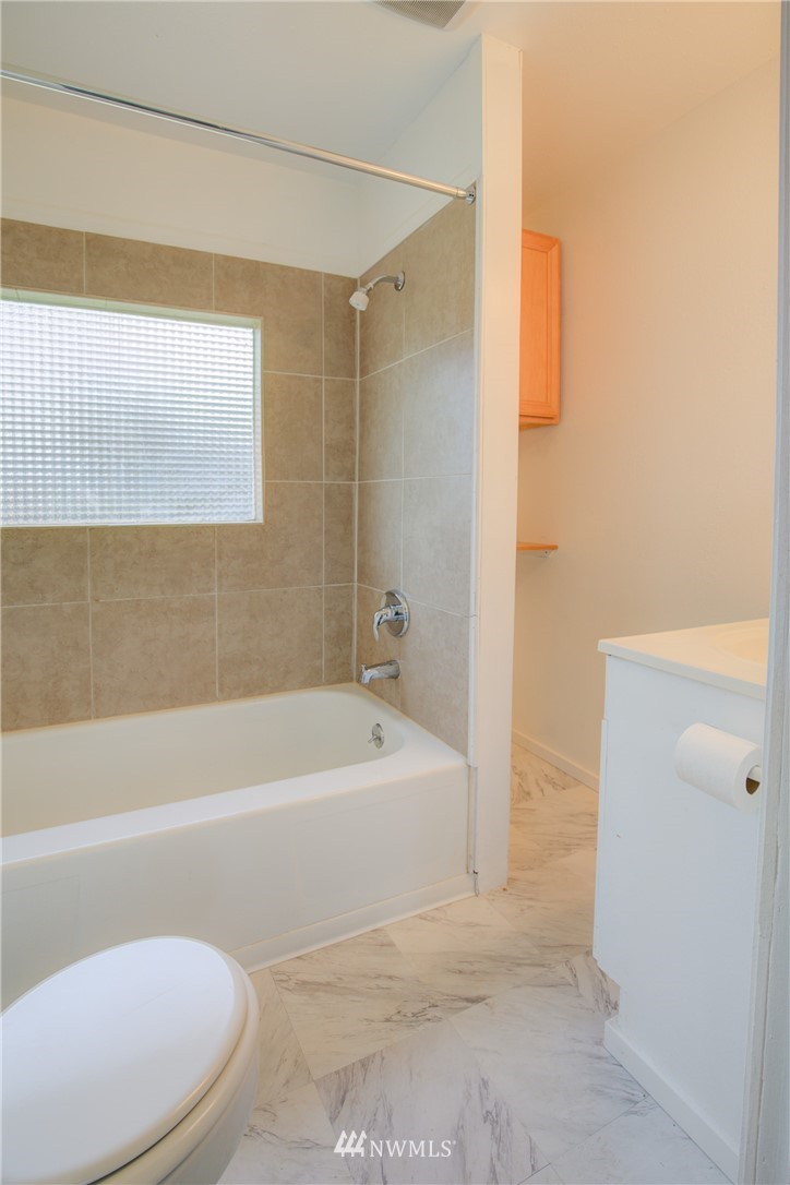 2014 Harding Road Aberdeen, WA 98520 - Photo 21 of 26 Gallery Image 21