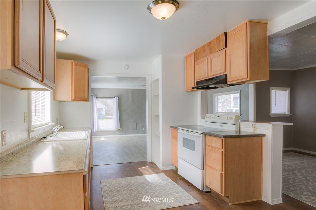 2014 Harding Road Aberdeen, WA 98520 - Photo 5 of 26 Gallery Image 5