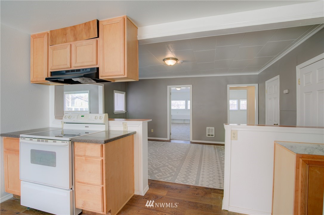 2014 Harding Road Aberdeen, WA 98520 - Photo 7 of 26 Gallery Image 7