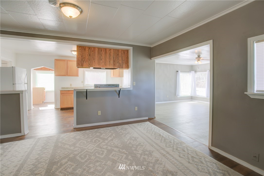2014 Harding Road Aberdeen, WA 98520 - Photo 9 of 26 Gallery Image 9