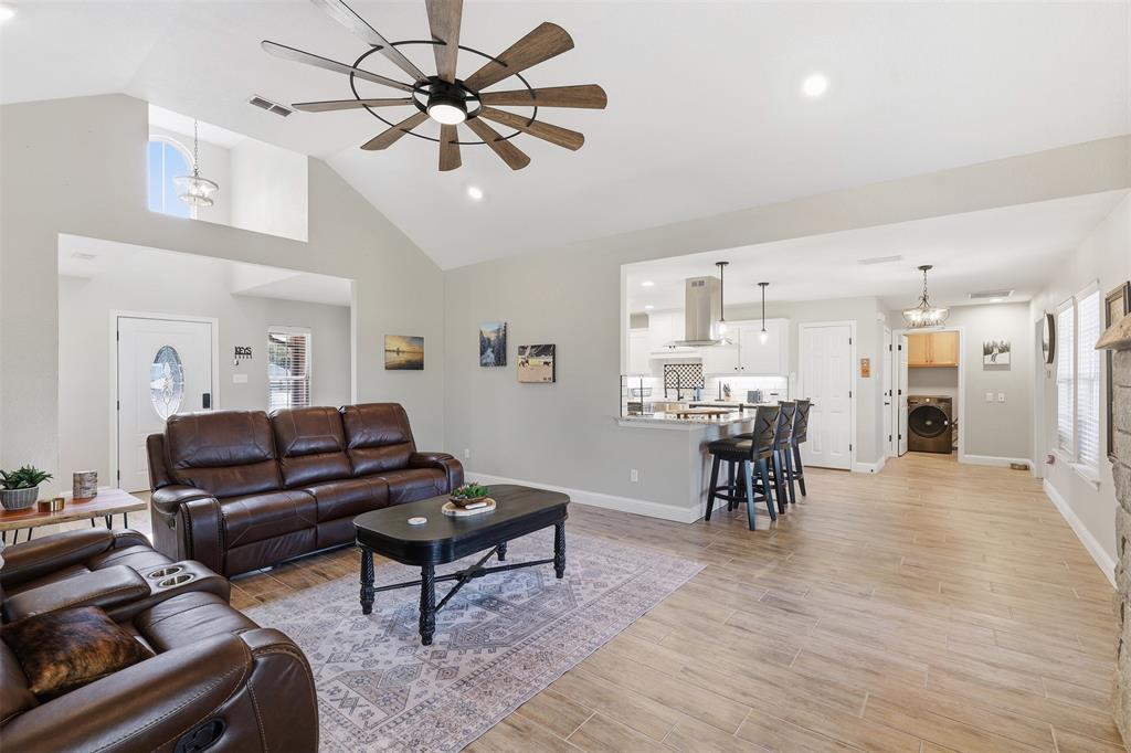 2978 Harwell Lake Road Weatherford, TX 76088 - Photo 8 of 34 Gallery Image 8