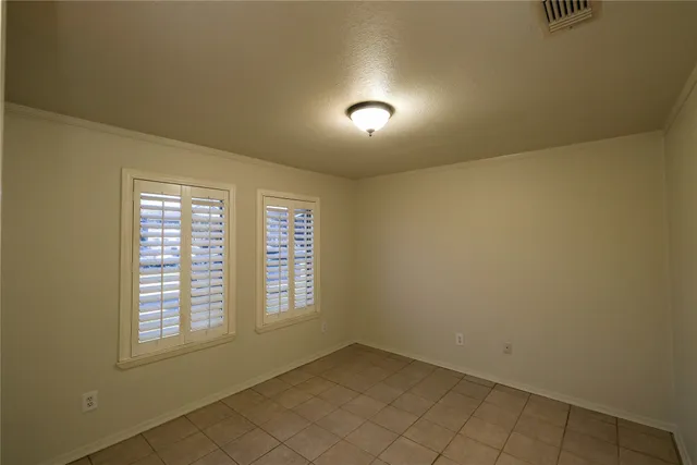 $80,000 | 418 Garland Drive, Unit 122, Lake Jackson, TX 77566