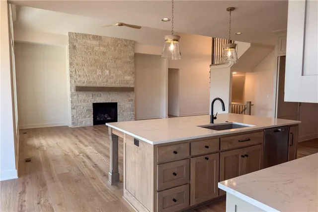 $899,950 | 22017 West 99th Terrace, Lenexa, KS 66220