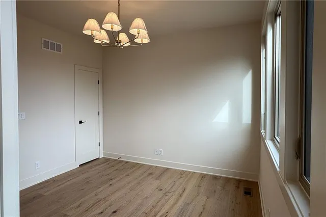 $899,950 | 22017 West 99th Terrace, Lenexa, KS 66220