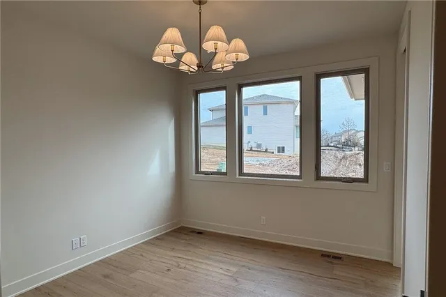 $899,950 | 22017 West 99th Terrace, Lenexa, KS 66220