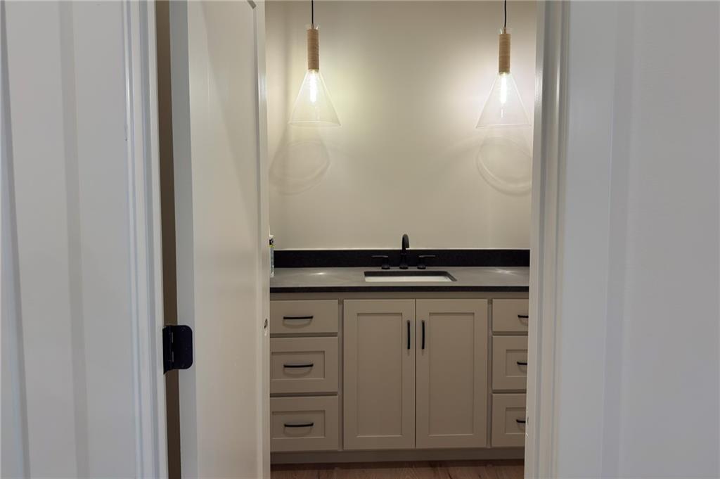 22017 West 99th Terrace Lenexa, KS 66220 - Photo 22 of 67