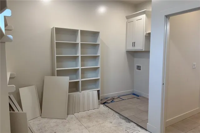 $914,482 | 22017 West 99th Terrace, Lenexa, KS 66220