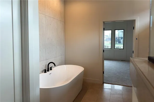 $899,950 | 22017 West 99th Terrace, Lenexa, KS 66220