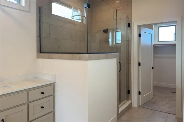 $899,950 | 22017 West 99th Terrace, Lenexa, KS 66220