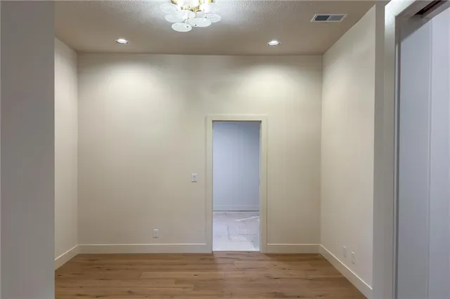 $914,482 | 22017 West 99th Terrace, Lenexa, KS 66220