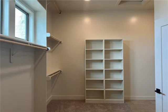 $899,950 | 22017 West 99th Terrace, Lenexa, KS 66220