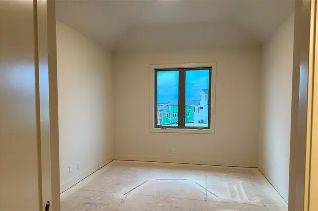 $914,482 | 22017 West 99th Terrace, Lenexa, KS 66220