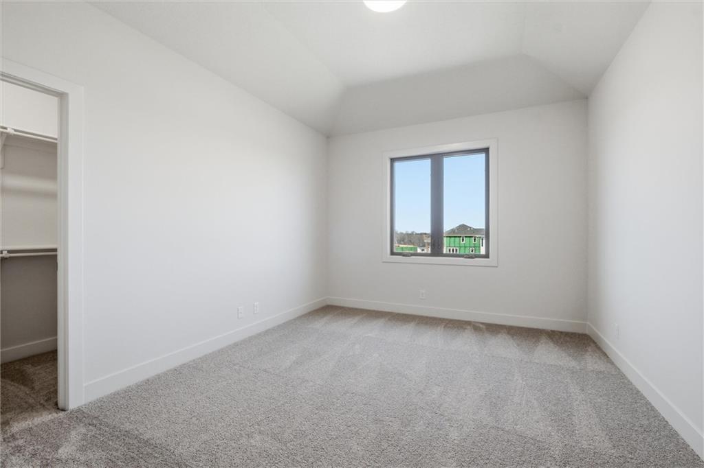 22017 West 99th Terrace Lenexa, KS 66220 - Photo 38 of 48