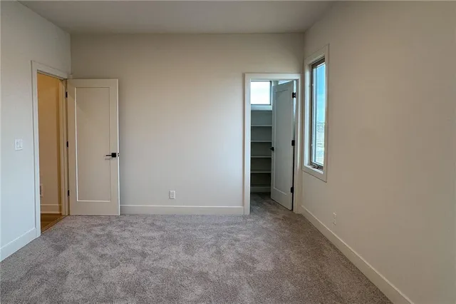 $899,950 | 22017 West 99th Terrace, Lenexa, KS 66220