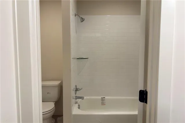 $899,950 | 22017 West 99th Terrace, Lenexa, KS 66220