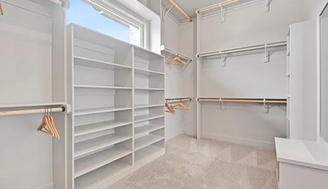 $914,482 | 22017 West 99th Terrace, Lenexa, KS 66220