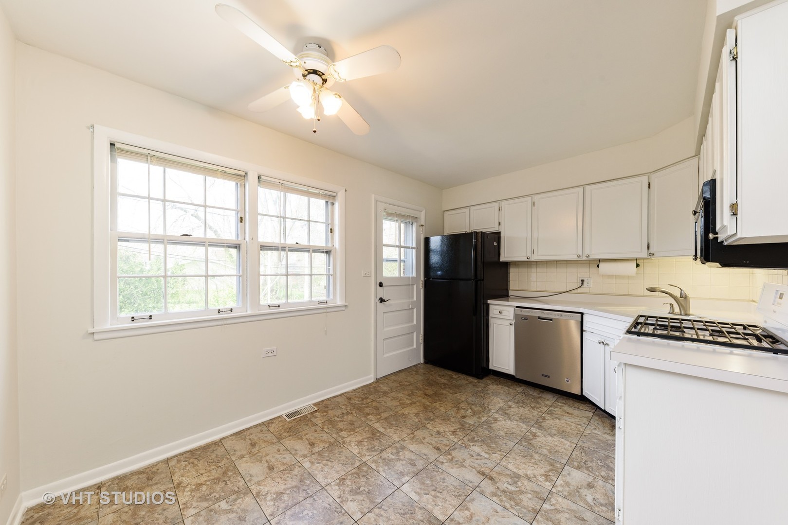1549 Shermer Road Northbrook, IL 60062 - Photo 11 of 25 Gallery Image 11