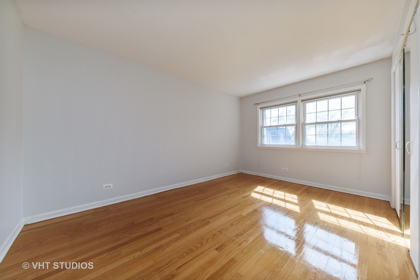 1549 Shermer Road Northbrook, IL 60062 - Photo 13 of 25 Gallery Image 13