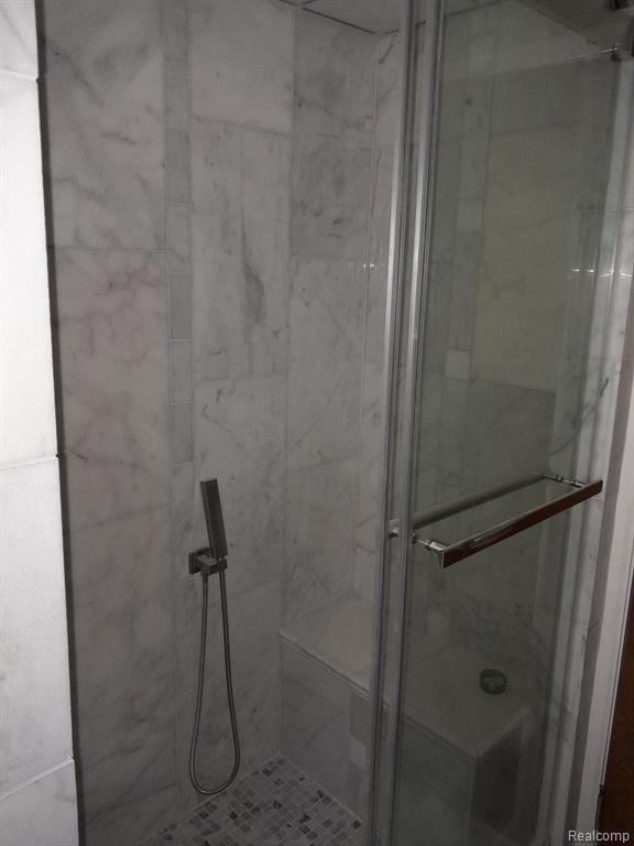 172 Alter Road Detroit, MI 48215 - Photo 9 of 36 Gallery Image 9