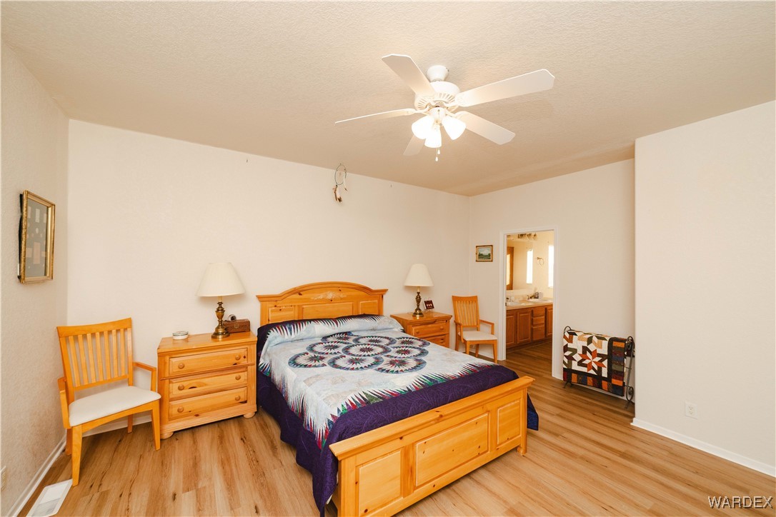 4655 Smoketree Road Golden Valley, AZ 86413 - Photo 24 of 46 Master Bedroom