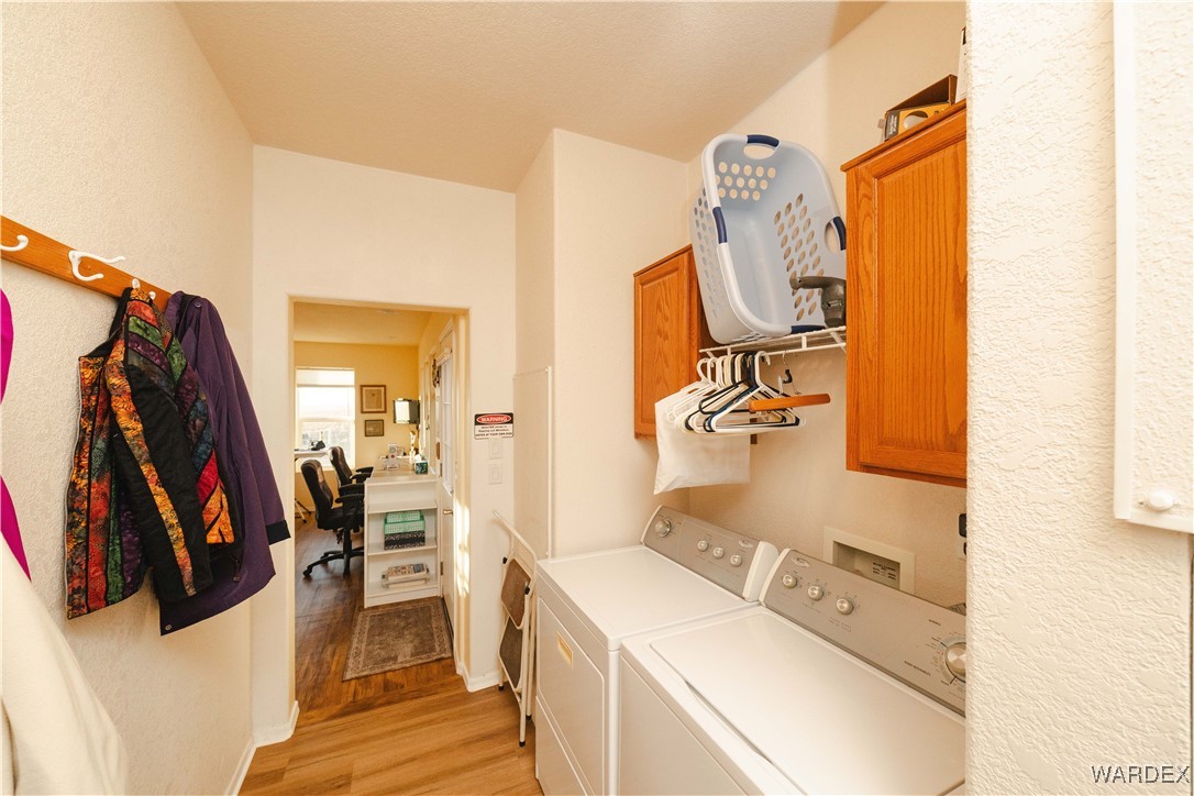 4655 Smoketree Road Golden Valley, AZ 86413 - Photo 39 of 46 Laundry