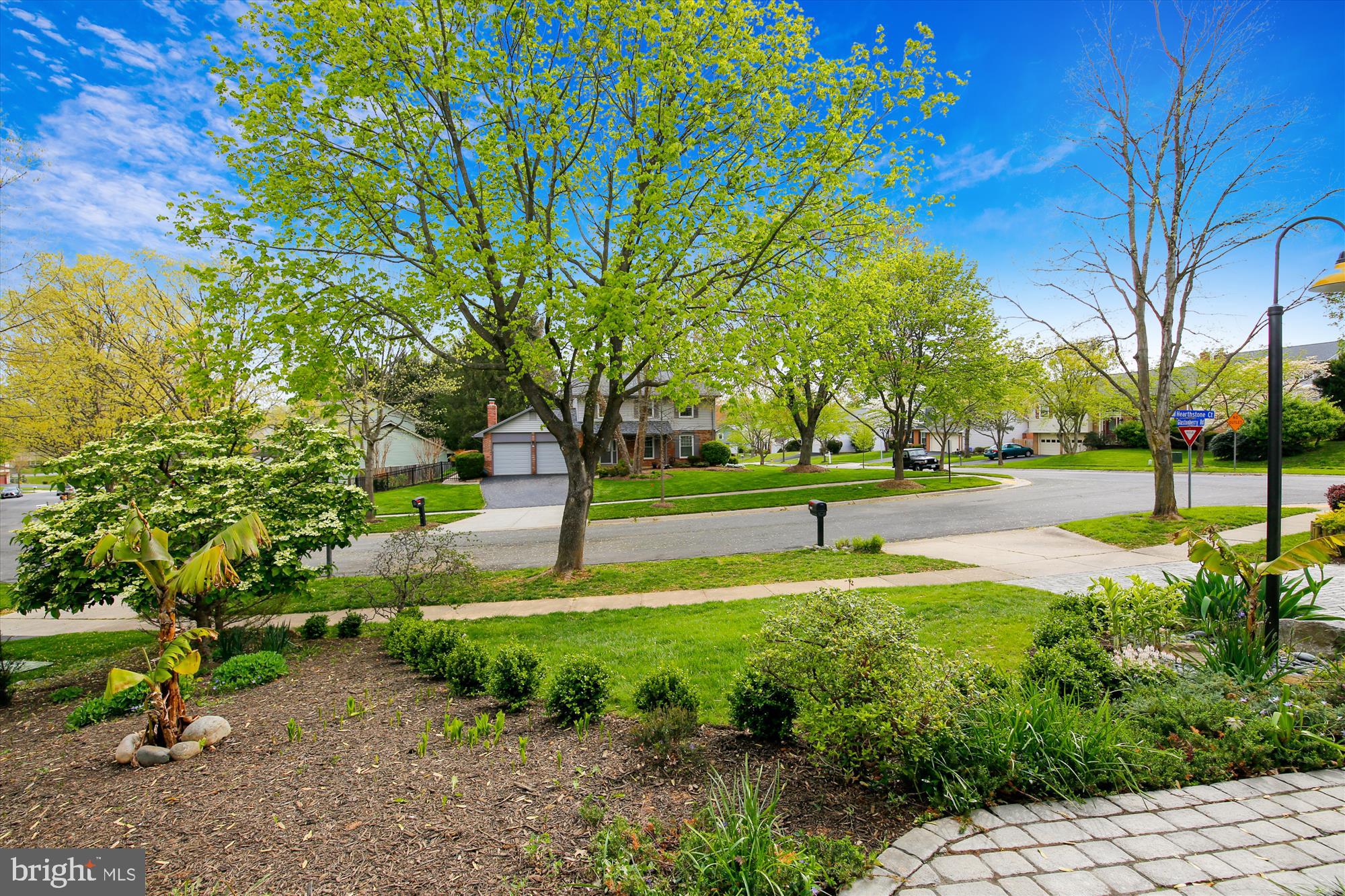 1755 Glastonberry Road Potomac, MD 20854 - Photo 10 of 100