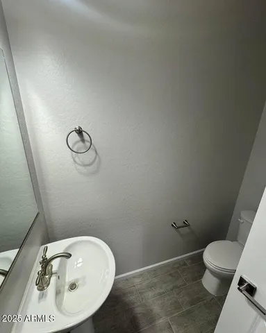 $1,919 | 2672 East Blf Spg Avenue, Apache Junction, AZ 85119