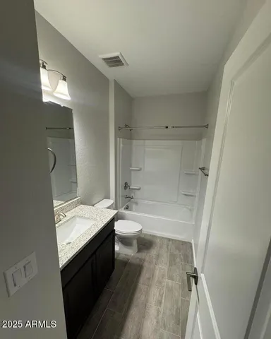 $1,919 | 2672 East Blf Spg Avenue, Apache Junction, AZ 85119