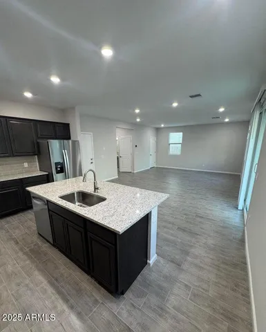 $1,919 | 2672 East Blf Spg Avenue, Apache Junction, AZ 85119